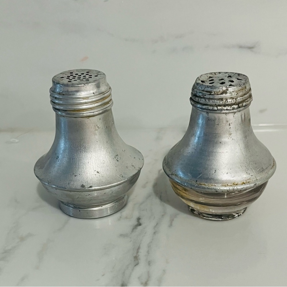 VINTAGE 1930’s Salt and Pepper Shaker Set 1930’s Vintage set Aluminum and Glass